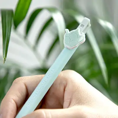 青磁ボールペン(竹の子形注子)