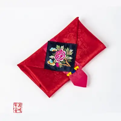 刺繍牡丹風呂敷