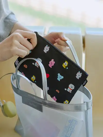 BT21 TRAVEL Pouch