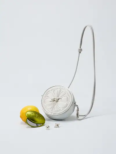 [coller aespa edition] LEMONADE Keyring Bag Pearl Gray