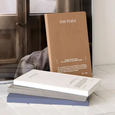 Day Point Weekly Planner - Perpetual