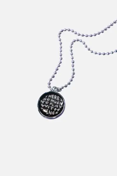 Pendant Necklace_Lettering