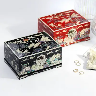 螺鈿漆器コリア 韓国記念品 2段 貝殻ジュエリーボックス 18cm(キム・ヨンマン作品)