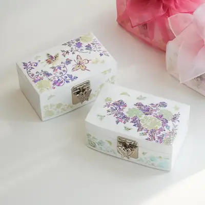 螺鈿漆器 韓國文化之美 螺鈿漆器白色前開式貝殼寶石盒 14厘米