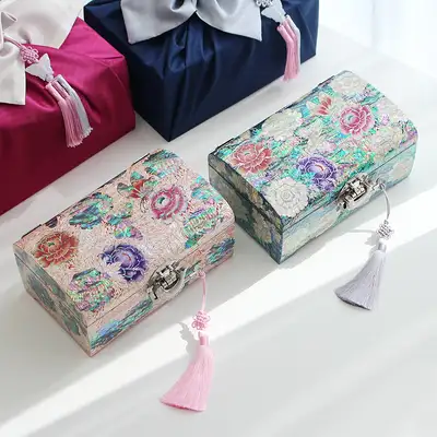 ナジョンチルギ コリア 韓国的な贈り物 富貴牡丹 転がし 螺鈿宝石箱 21センチ