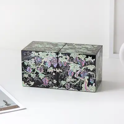 Lacquerware Inlaid with Mother-of-Pearl – Korean Cultural Beauty – Large Grape Pattern Dual-Compartment Shell Jewelry Box