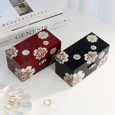 螺鈿漆器 コリア 韓国固有の美 彩色花文様 ミニ 双合 貝細工ジュエリーボックス