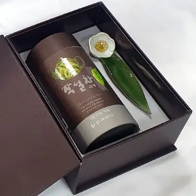 Jaksulcha-Gamnung Green Tea 100g Gift Set No. 2 Leaf Green Tea Made by Master Craftsman