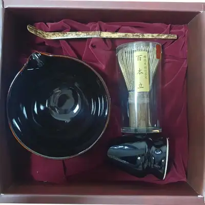 Domestic Matcha Tea Set 4-Piece Black Glaze Gagyeok Suk-Woo with Spout Tea Bowl, Tea Whisk, and Tea Scoop Holder