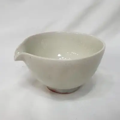 Bingryeol Suk-Uh Gyeongnam Master Craftsman Gilcheon Lee Han-Gil Spouted Tea Bowl