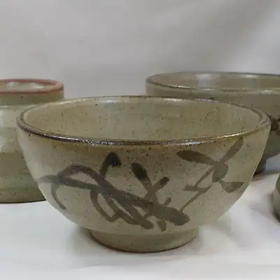 Iron-Painting Orchid Pattern Medium Size Tea Bowl - Single Unit