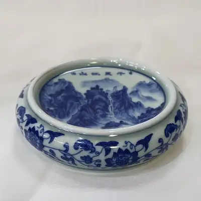Teapot Lid Rest - Blue and White Waterfall Design