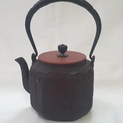 Cast Iron Kettle Tangwan 22-10