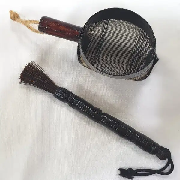 Handcrafted Simple Horsehair Matcha Whisk and Brush 2-Piece Set with Matcha Strainer - Premium Gift for Gratitude