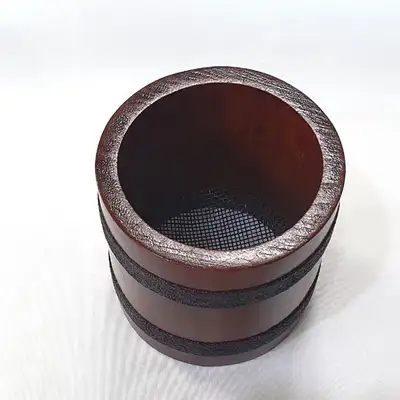 Handcrafted Cylindrical Horse Hair Matcha Whisk Sifter – Premium Gift for Discerning Guests