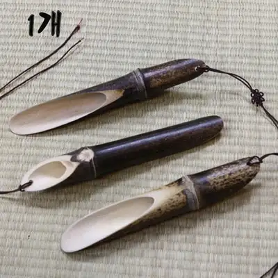 Black Bamboo Tea Scoop (Ojuk) - 1 Piece Leaf Tea Spoon