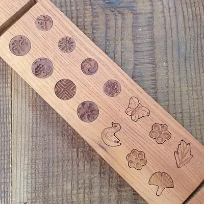 Handcrafted 14-Cavity 2-Layer Dasik Mold / Traditional Tea Ceremony & Etiquette Class Learning Tool