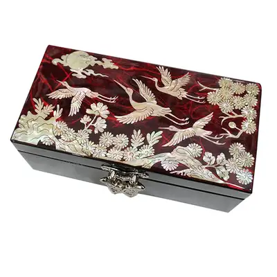 Cylindrical Lacquerware Jewelry Box - Pine and Crane (Red)