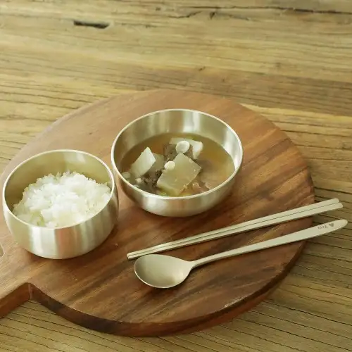 Myeongseong Yugi Bangjja Practical Mandarin Duck 1-Person Set (Utensils Included) — 1