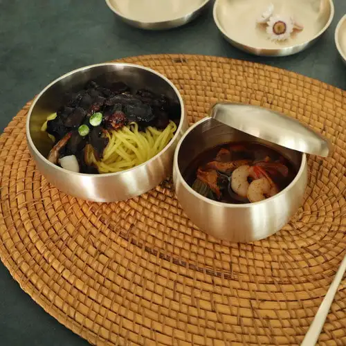 Myeongseong Yugi Shin Okshikgi Set - Bangja Yugi Brass Tableware Set — 2