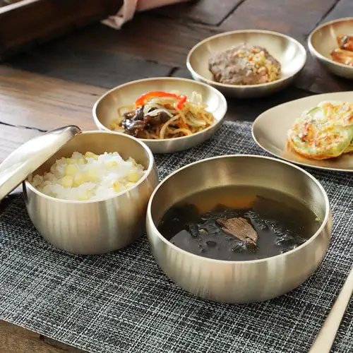 Myeongseong Yugi Shin Okshikgi Set - Bangja Yugi Brass Tableware Set — 4