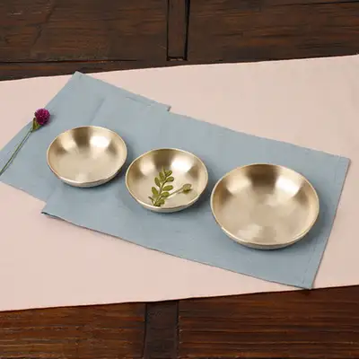 Myungseong Yugi Medium Banchan 3-Piece Set Brass Bowls
