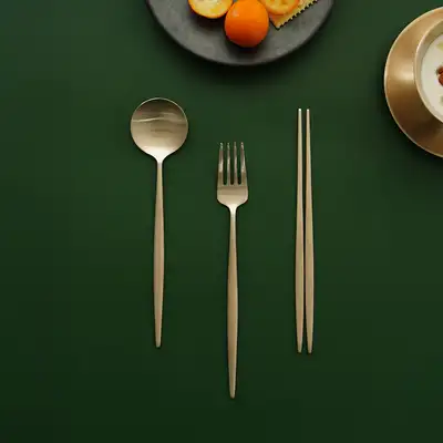 Bangjja Yugi Western-Style Dessert Spoon, Fork, and Chopsticks Set (4-Piece)