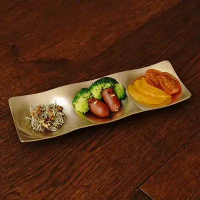Bangjja Yogi Mini Three-Compartment Plate