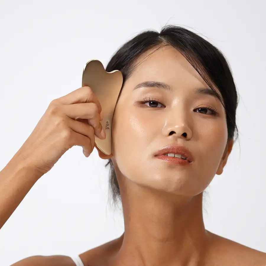 Bangjja Yugi Heart Gua Sha Massager + Jeogori Gift Set — 2