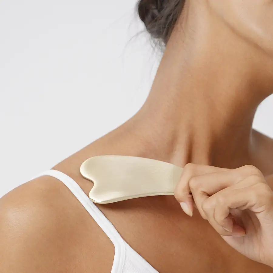 Bangjja Yugi Heart Gua Sha Massager + Jeogori Gift Set — 3
