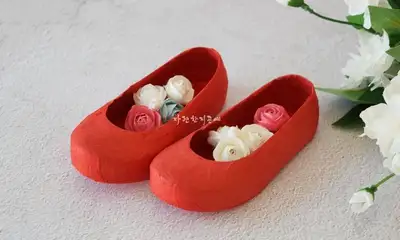 Hanji Flower Shoe (Red)