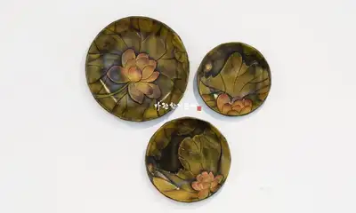 Lotus Flower Round Frame