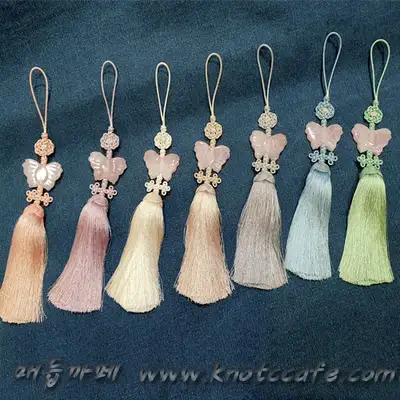 Hanbok Norigae Pink Crystal Butterfly Pendant