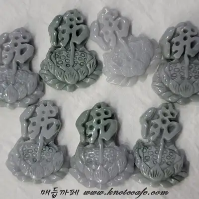 韓服飾品 蓮花 玉圓石 (含圈環)