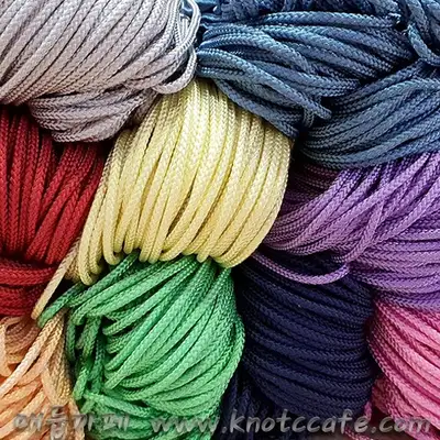 Traditional Knot Thread Medium Twisted Cord (10ma)