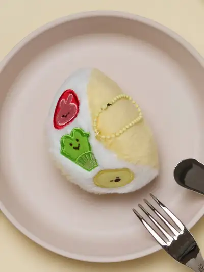 ラインフレンズ ミニニ デザートカフェ フルーツサンド ぬいぐるみ キーリング