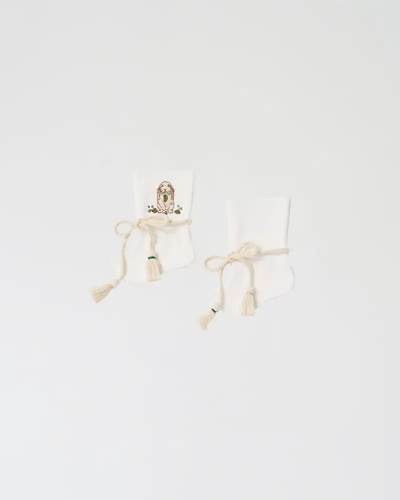 [SALE] Rabbit Embroidery Baby Beoseon — 1