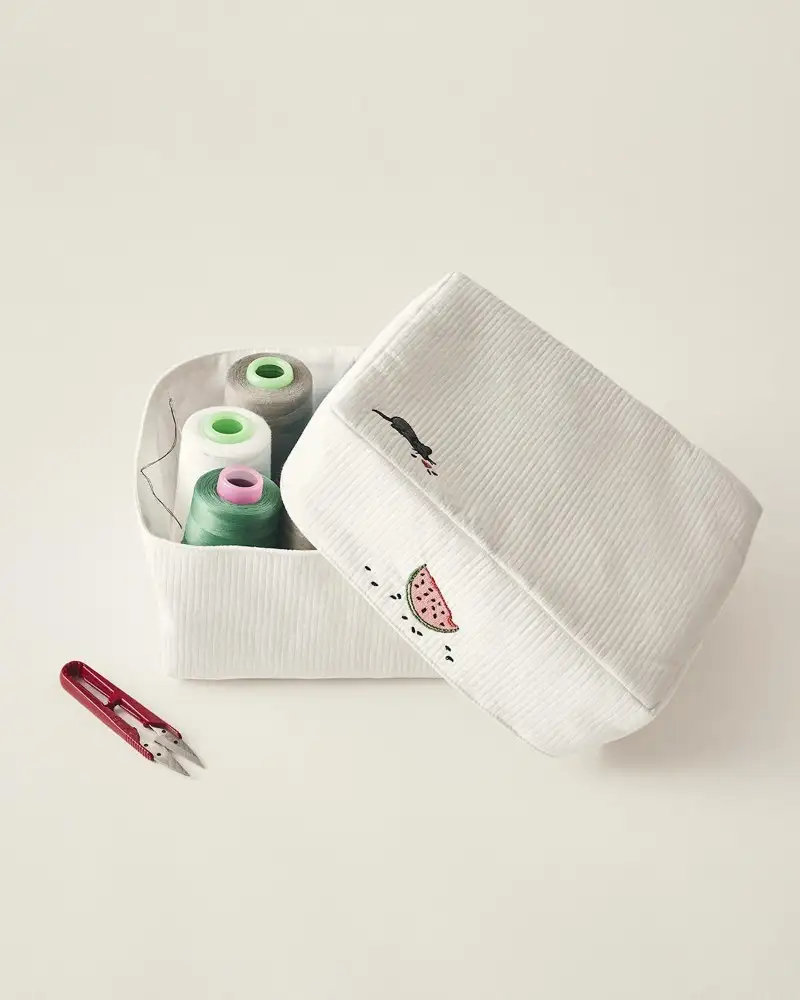 Cho Chung Do Embroidered Square Quilted Box Set of 3 (With Complimentary Tag) — 1
