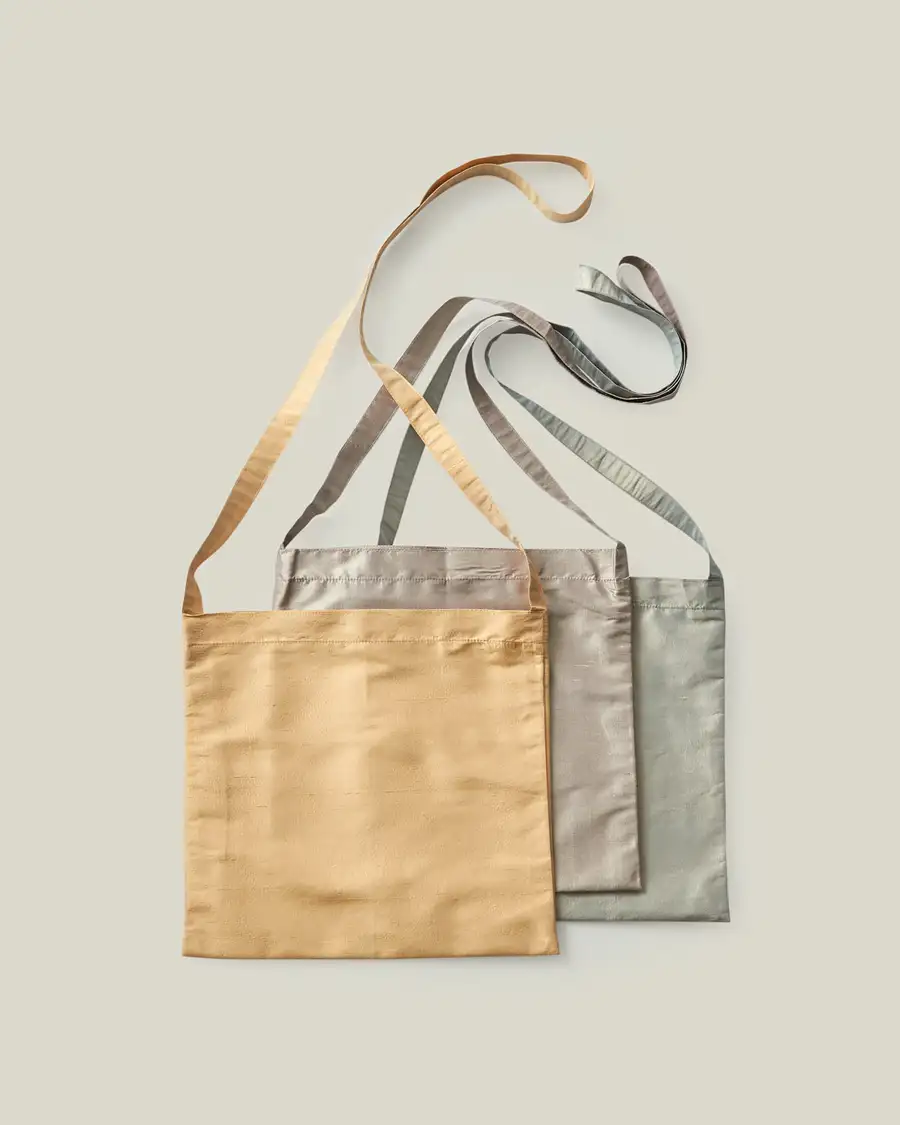 Jinju Myeongju Crossbody Bag - 3 Colors — 2