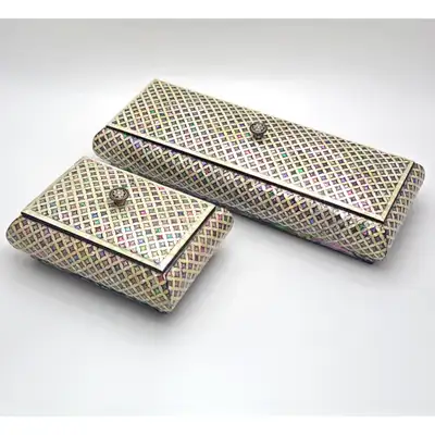 Mother-of-Pearl Lacquerware Lucky Knob Pen and Business Card Case Set by Park In-ho