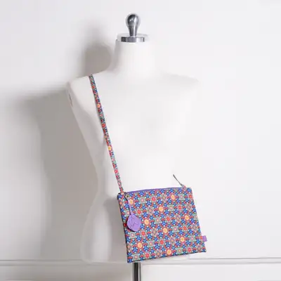 オ方クロスバッグ