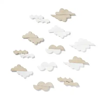 針線ブローチ