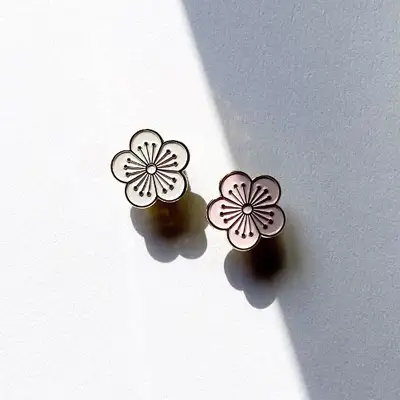 大韓帝国 梅の花 バッジ