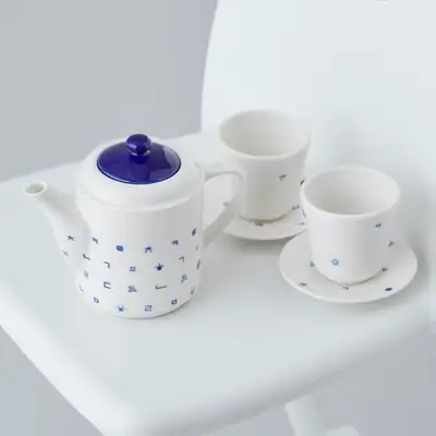 Hangul Ceramic Teapot Set
