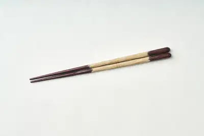 七 米色
