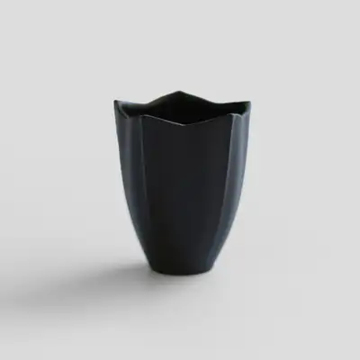 黑字五角水仙茶杯