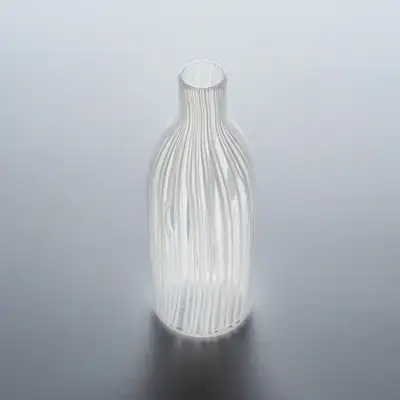 竖纹酒瓶2