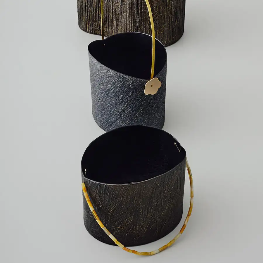Lacquered Basket Field (Medium) — 5