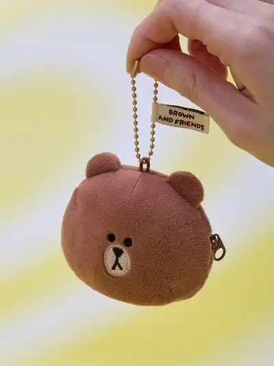 LINE FRIENDS ブラウン ベーシック フェイス ポーチ ミニ キーリング