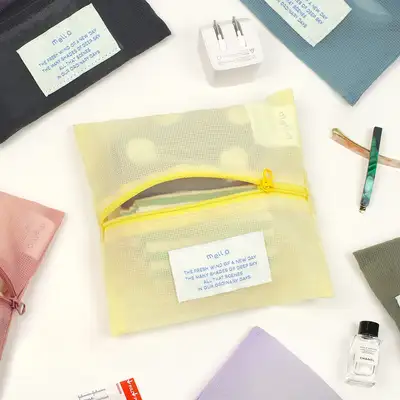 Melo Square Pouch